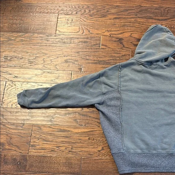 Men's large BKE grey Hoodie trendy, like new worn once - Picture 7 of 8